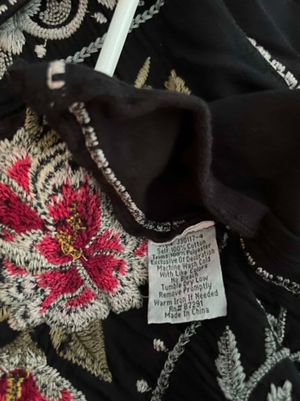 Johnny Was LA Black Johnny Was Black 100% Cotton Embroidery EUC SIZE LARGE - Picture 5 of 5